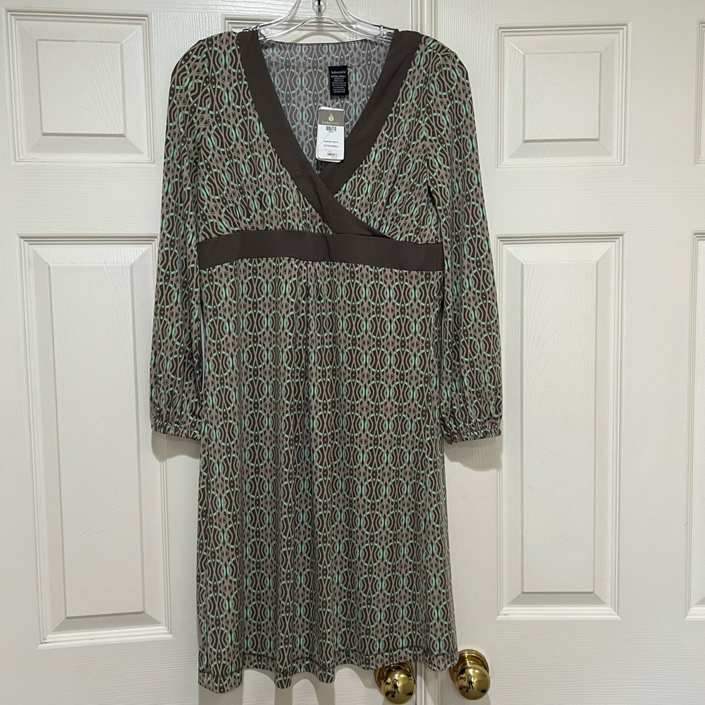 Babystyle  Diamond circle￼ Long Sleeve‎ Muted Green  Maternity Dress. XS/S